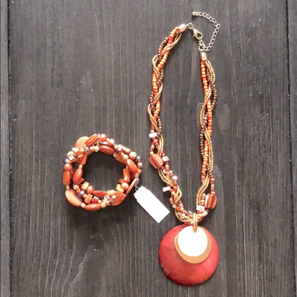 Coral Bay Genuine Shell Jewelry Set - Picture 7 of 7